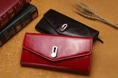 Дамски портмонета